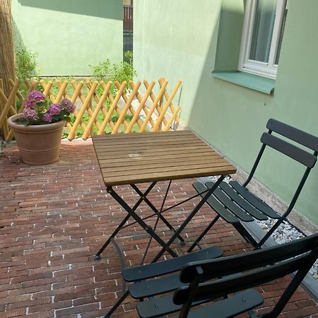Apartmany Tachov - Tiny House Buitenkant foto