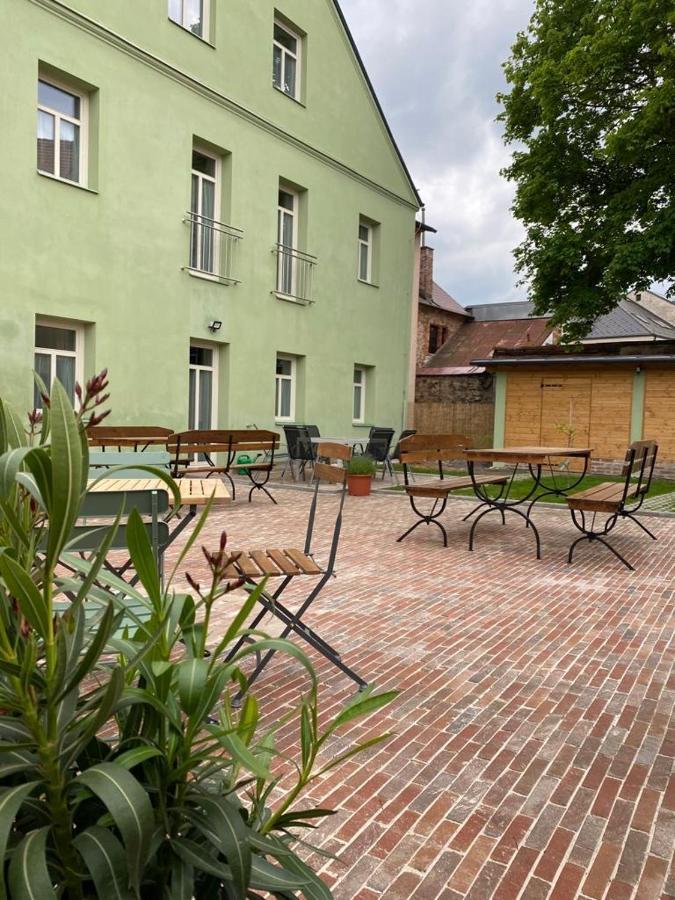 Apartmany Tachov - Tiny House Buitenkant foto
